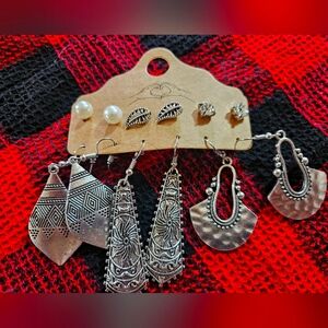 *Free with 30$ Purchase Western Earrings